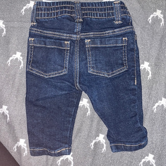 Old navy Baby Jeans - Picture 2 of 3